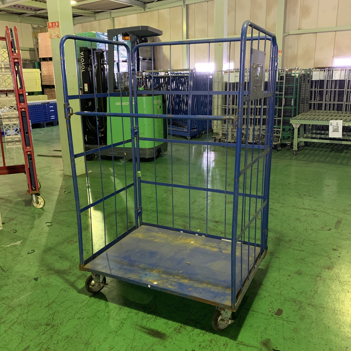 中古 カゴ台車 キャスター付 在庫3台 甲府市 カゴ車
